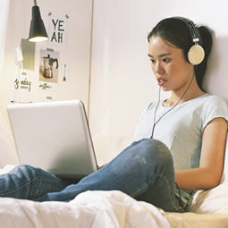 Teaching Online for Graduate Students
