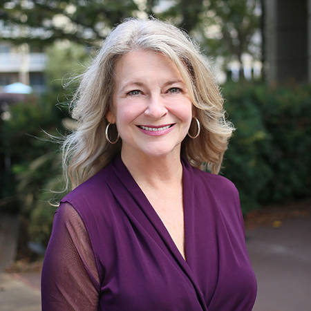 Robin Hillyer Miles headshot