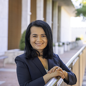 Headshot of Zo Sediqi